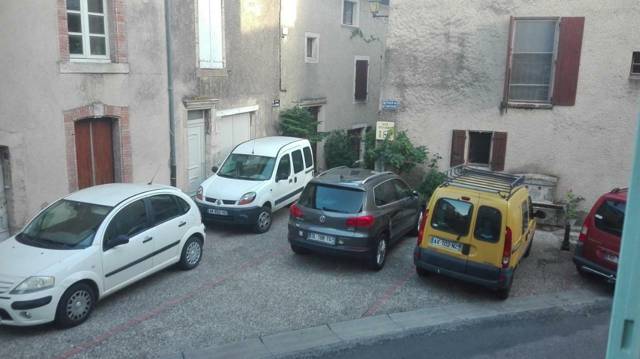 Maison Au Village Du Livre Montolieu Bagian luar foto